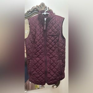 Light weight puffer vest